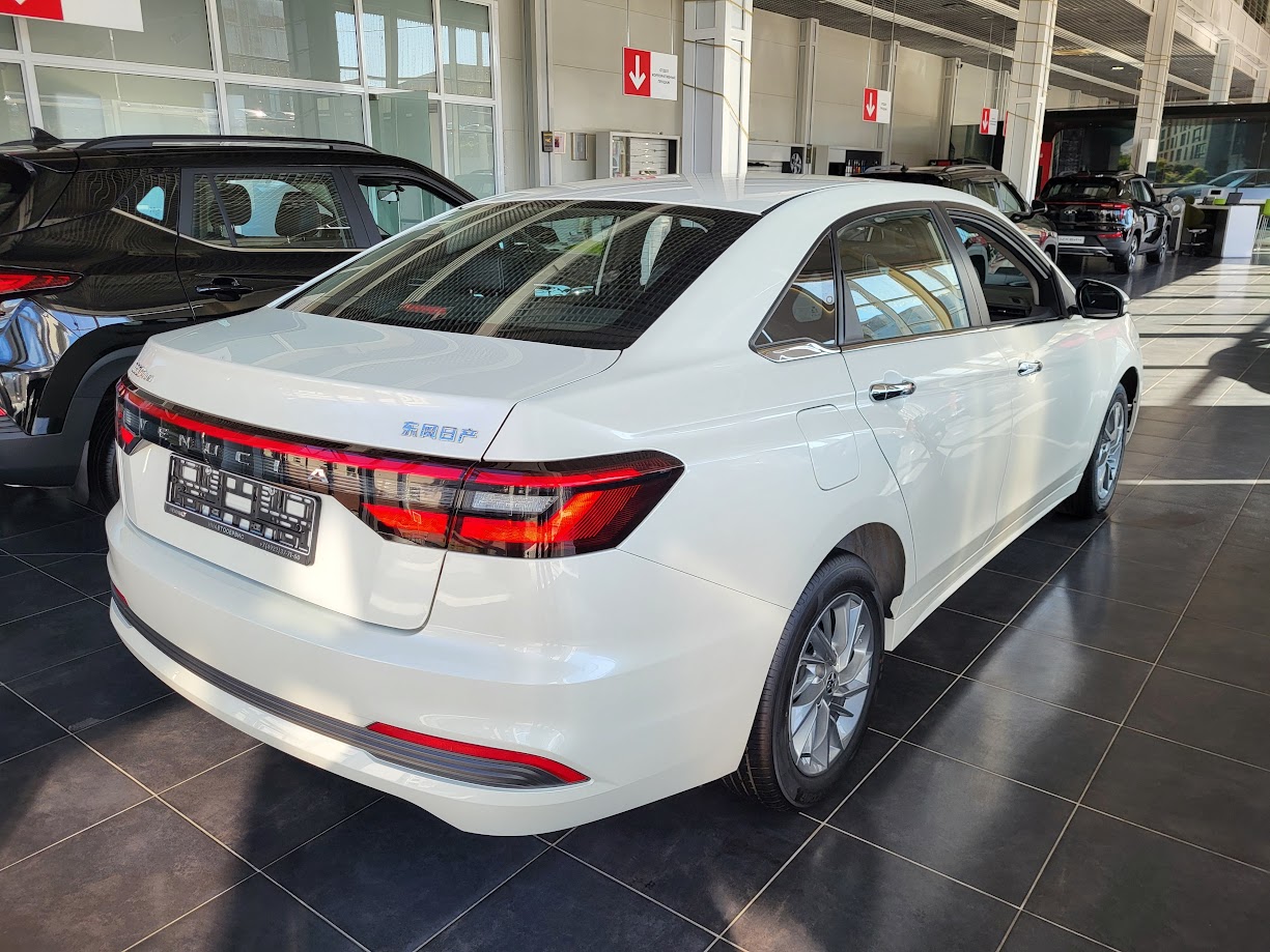 Venucia D60 Plus Standard, 1.6 CVT (122 л.с.) Venucia D60 Plus Standard, 1.6 CVT (122 л.с.)