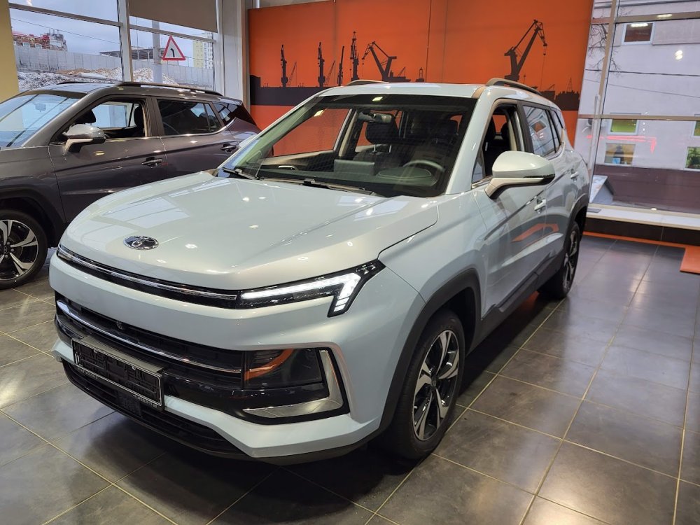 Москвич 3, I (2022—2024) Стандарт Плюс, 1.5 CVT (136 л.с.)