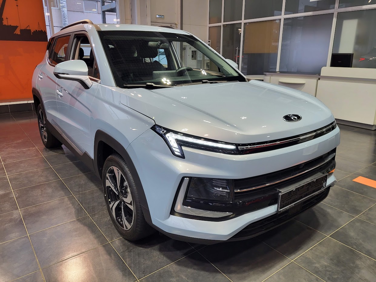 Москвич 3, I (2022—2024) Стандарт Плюс, 1.5 CVT (136 л.с.)