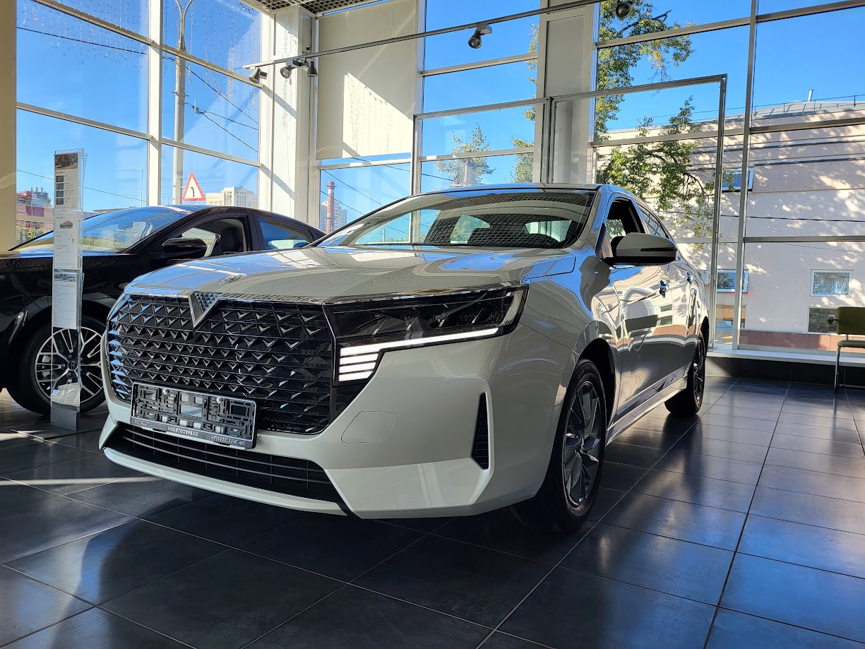 Venucia D60 Plus Standard, 1.6 CVT (122 л.с.)