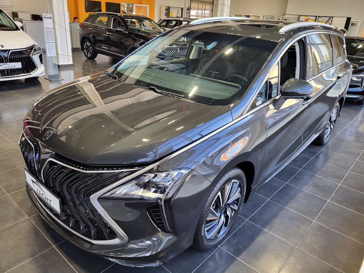 Forthing M4 Yacht Base, 1.5T DCT (197 л.с.)