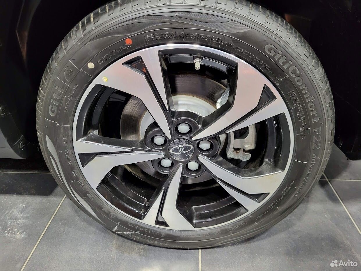 Москвич 3 1.5 CVT, 2024