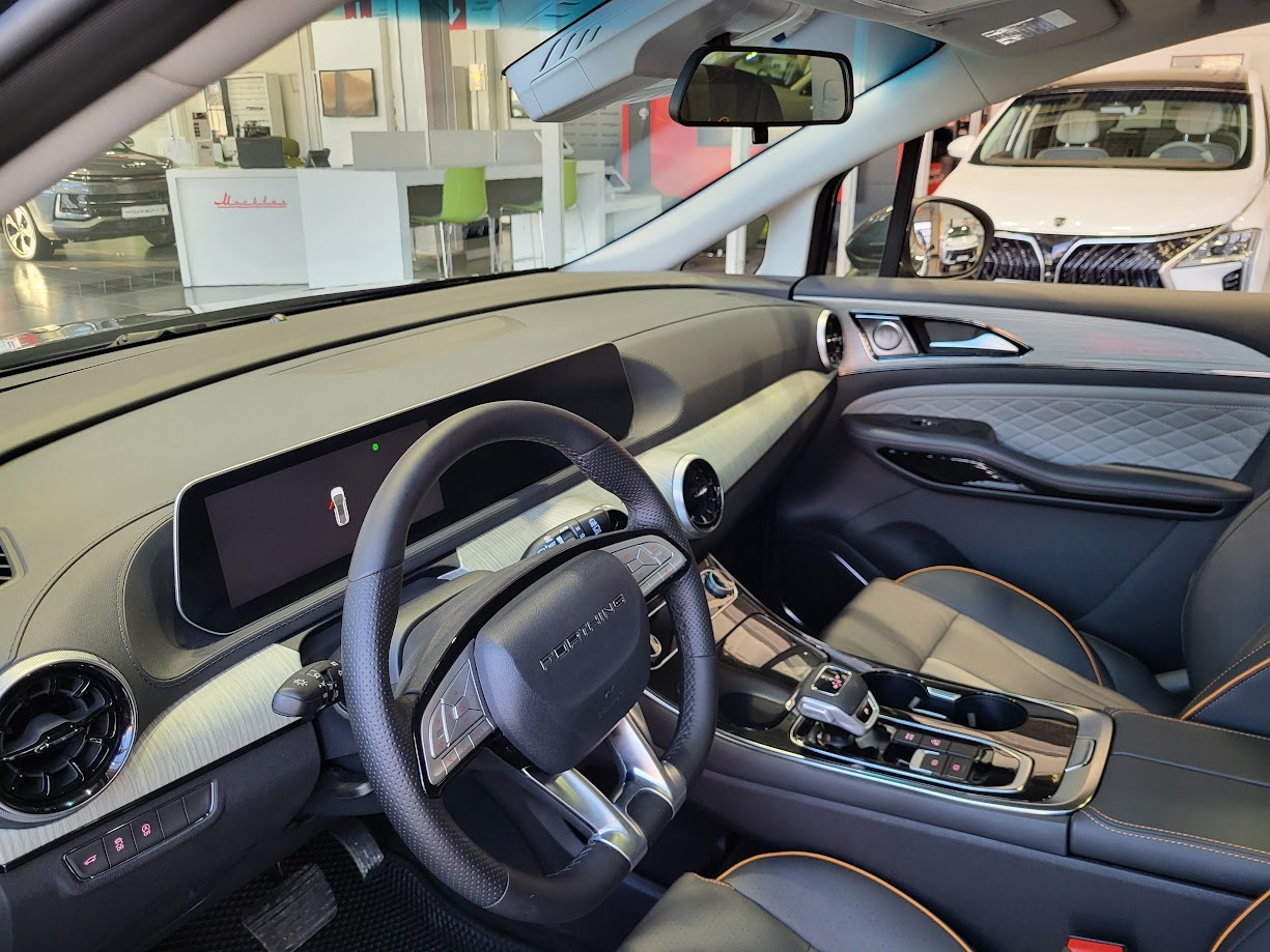 Forthing M4 Yacht Base, 1.5T DCT (197 л.с.) Forthing M4 Yacht Base, 1.5T DCT (197 л.с.)