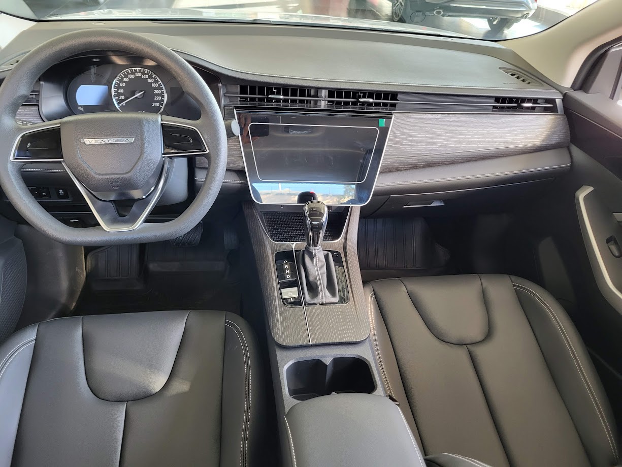 Venucia D60 Plus Standard, 1.6 CVT (122 л.с.) Venucia D60 Plus Standard, 1.6 CVT (122 л.с.)