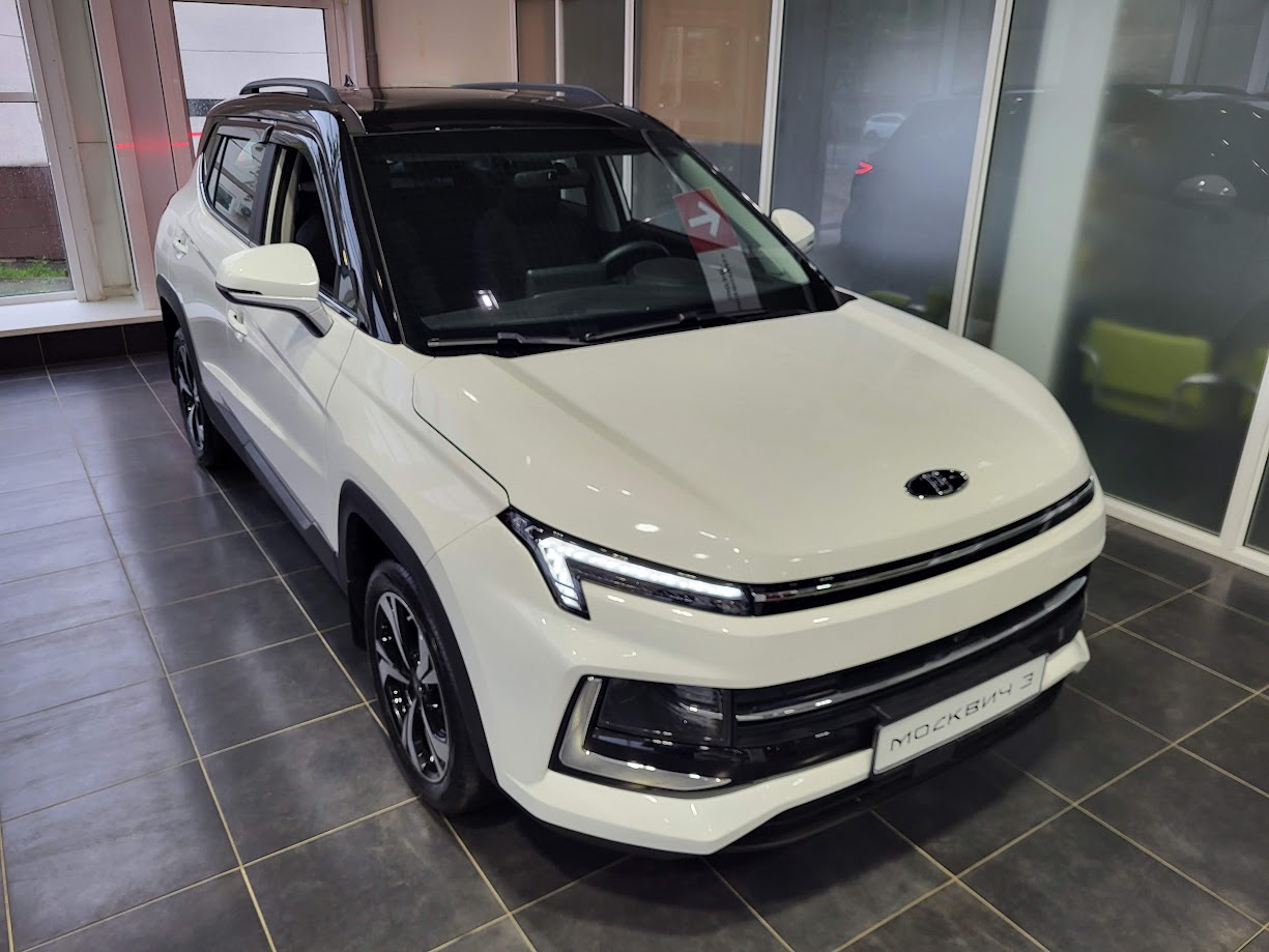 Москвич 3, I (2022—2024) Стандарт Плюс, 1.5 CVT (136 л.с.)
