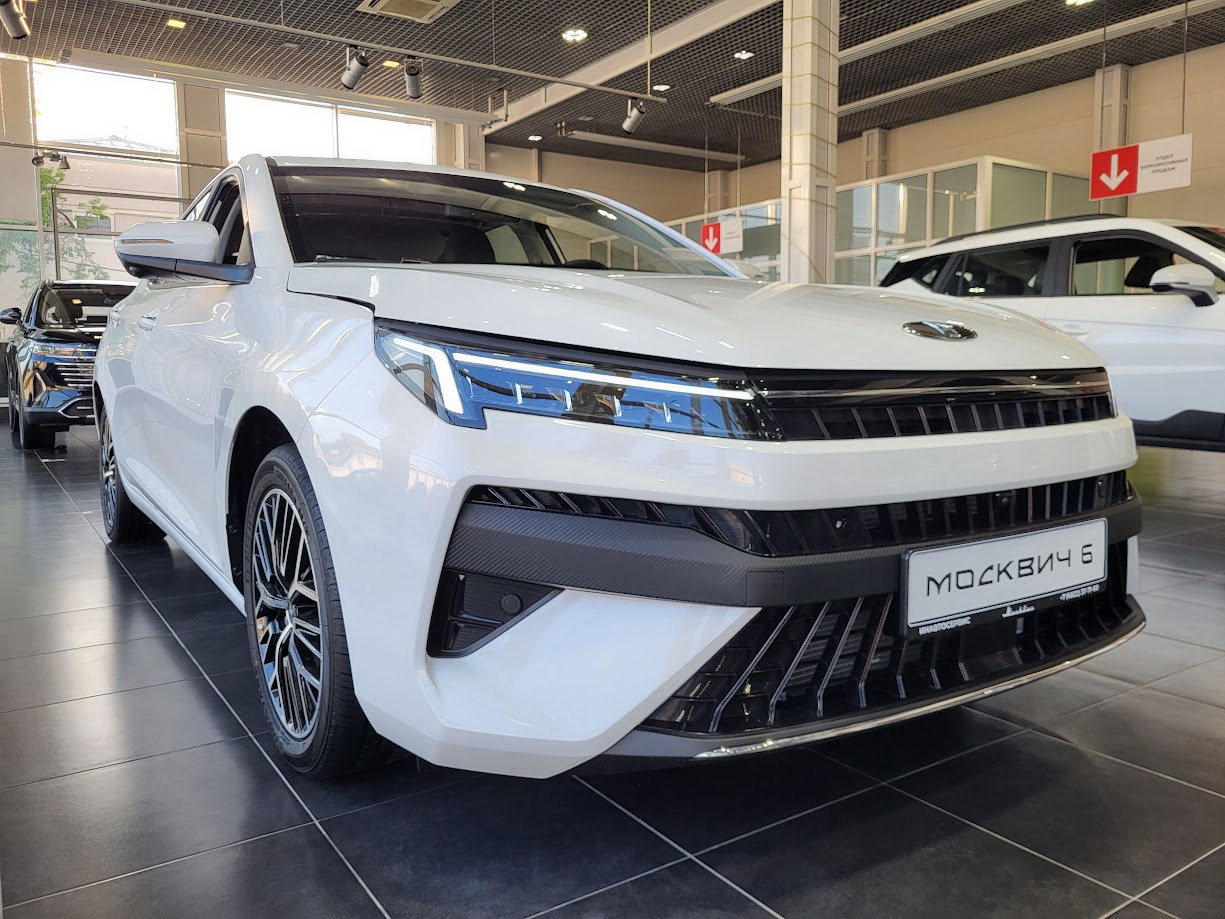 Москвич 6, I Бизнес, 1.5T CVT (136 л.с.)